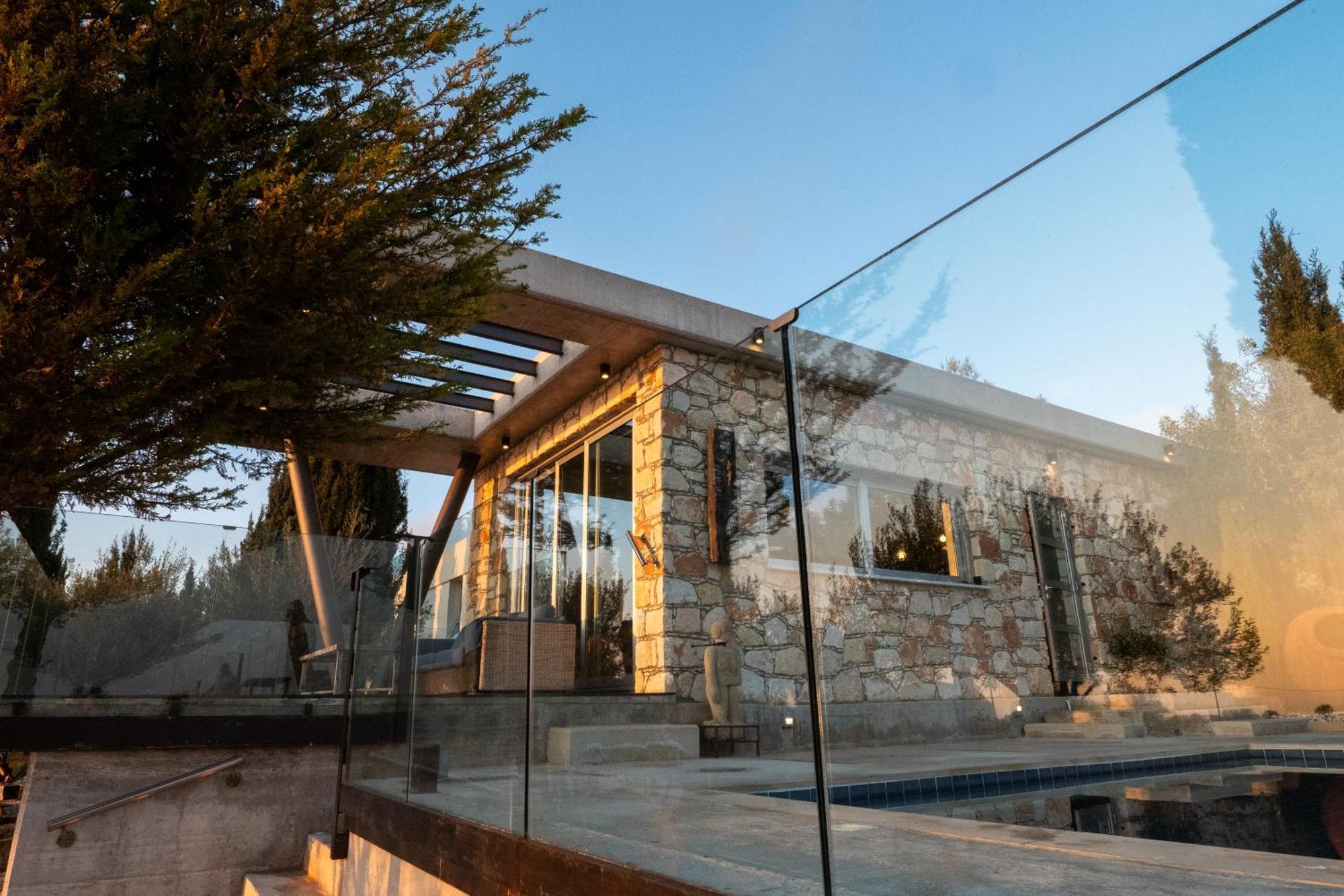 Vila Ayia Marina Kathikas Exteriér fotografie