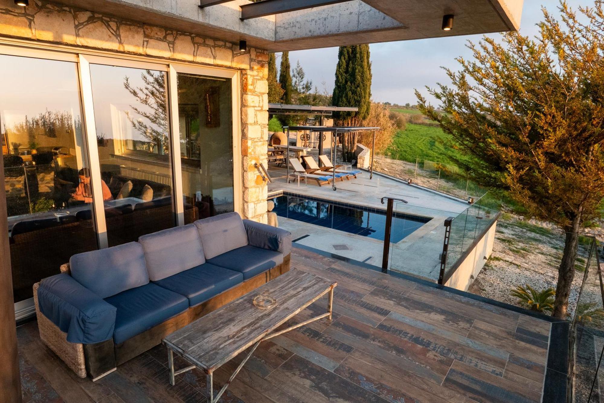 Vila Ayia Marina Kathikas Exteriér fotografie